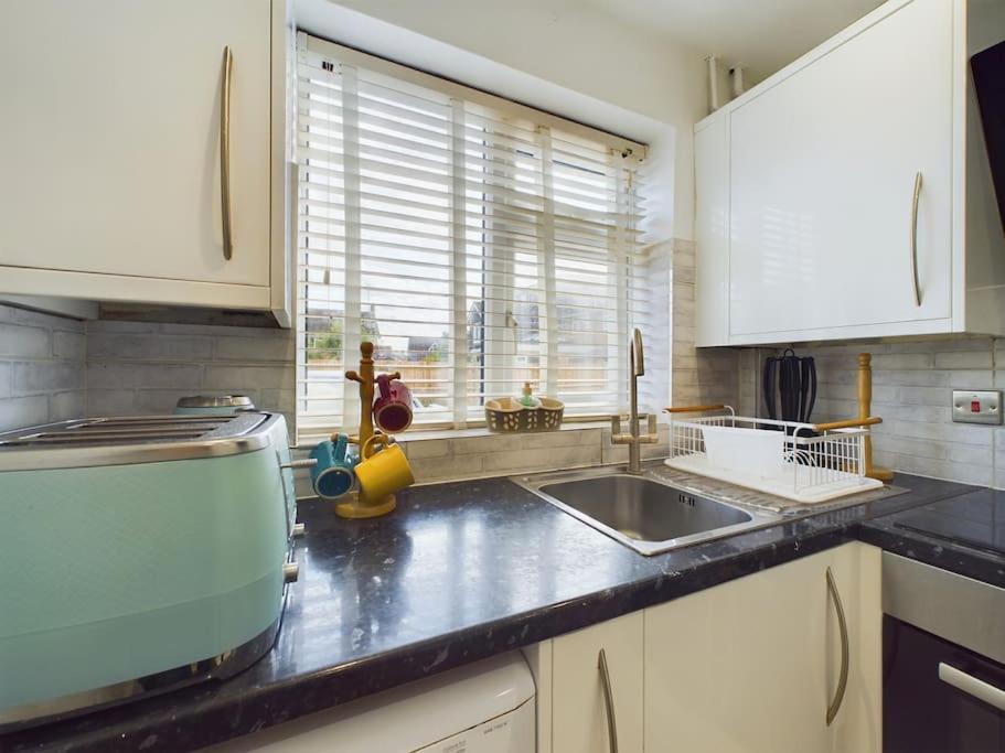 Fabulous Quiet Chelmsford Apartment - Free Parking 외부 사진