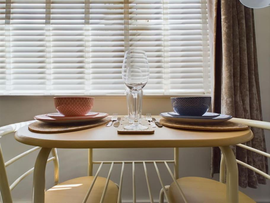 Fabulous Quiet Chelmsford Apartment - Free Parking 외부 사진