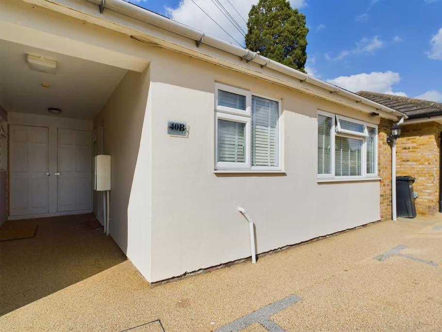Fabulous Quiet Chelmsford Apartment - Free Parking 외부 사진